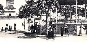 1535- Tlemcen - Le Kiosque2 a musique et la Grande Mosquee